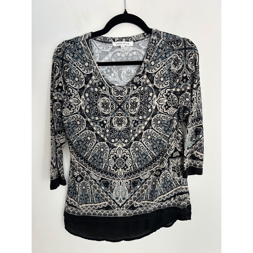 Rose + Olive Womens Paisley Medallion 3/4 Sleeve V-Neck Top Chiffon Hem Black S